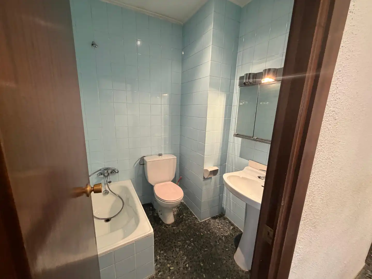 Bathroom of Flat for sale in Lleida  with Air Conditioner, Heating and Storage room