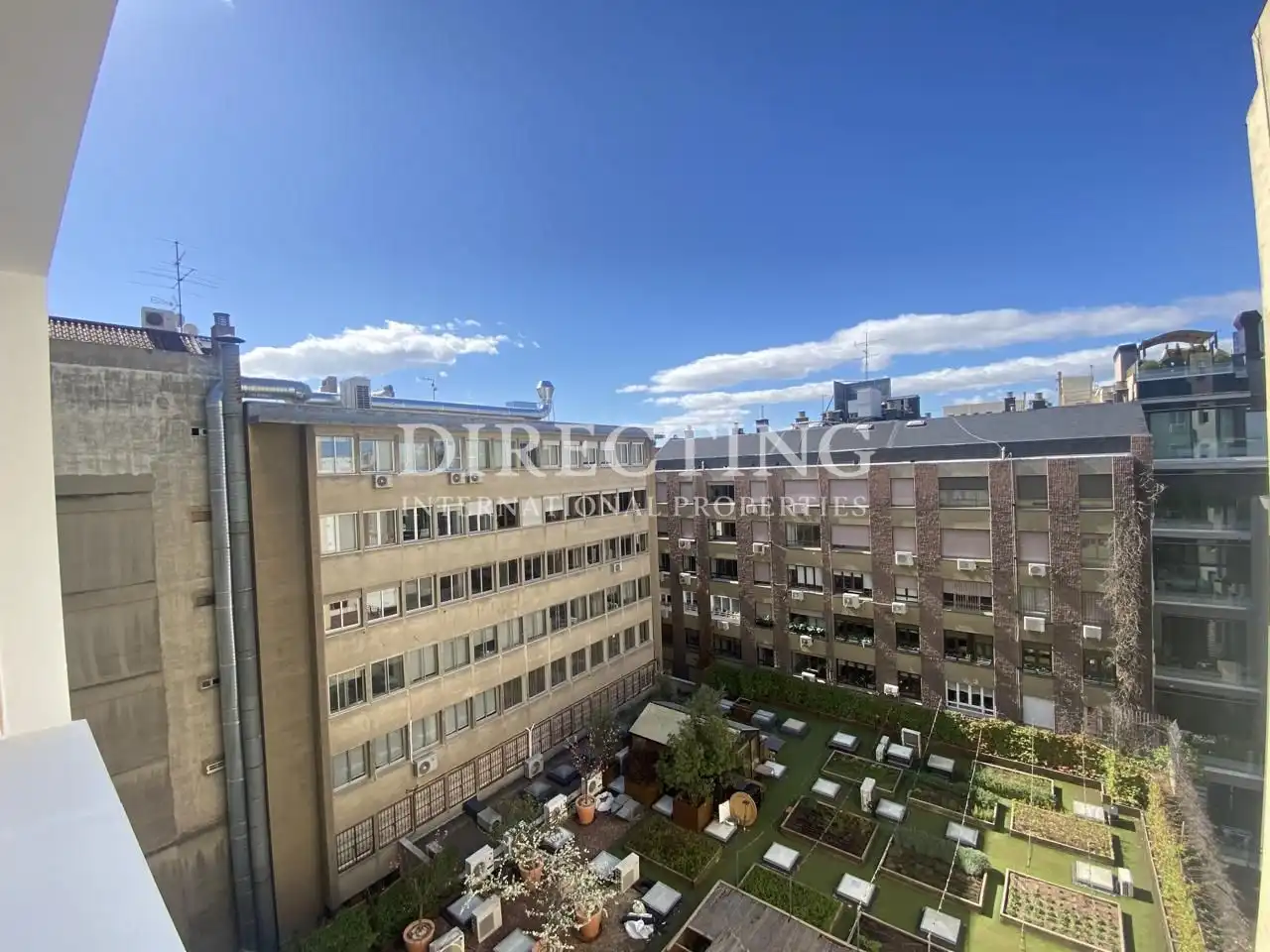 Vista exterior de Pis de lloguer en Madrid amb Aire condicionat i Calefacció