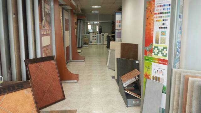 Local comercial en Alquiler en Pueblo