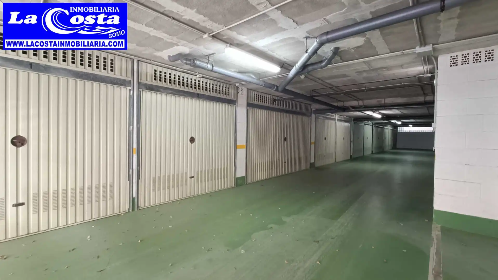 Parkplatz von Wohnung zum Verkauf in Ribamontán al Mar mit Heizung, Ofen und Waschmaschine