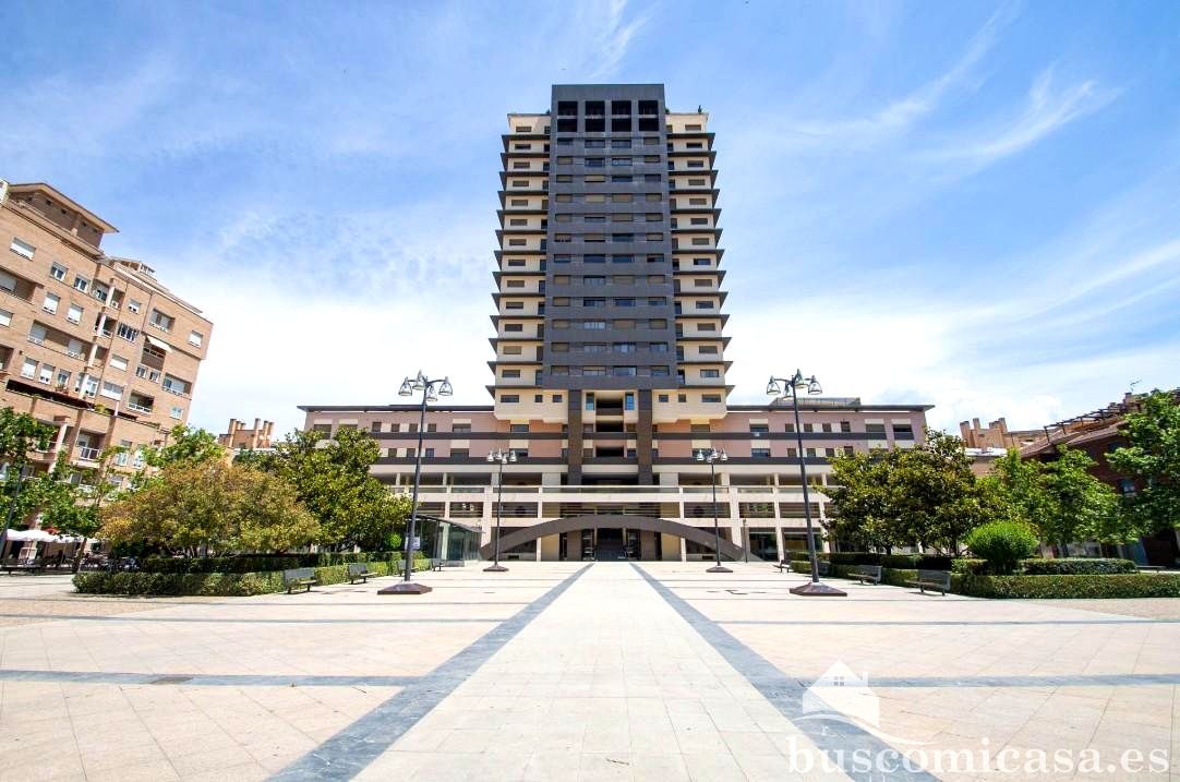Exterior view of Premises for sale in  Granada Capital  with Air Conditioner