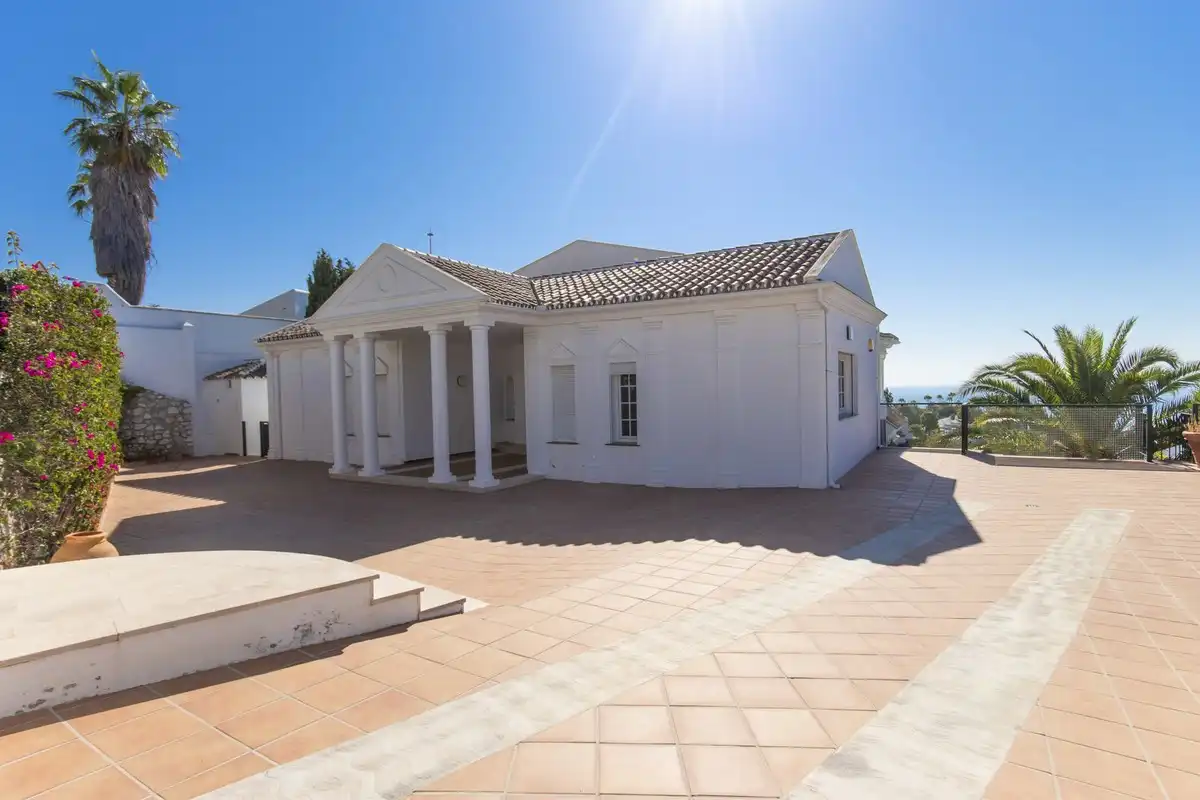 Exterior view of Houses for sale in Benalmádena  with Air Conditioner, Private garden and Terrace