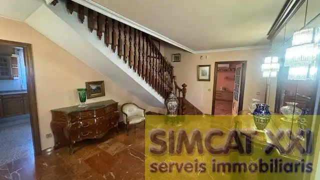 Houses for sale in Figueres  with Air Conditioner, Heating and Terrace
