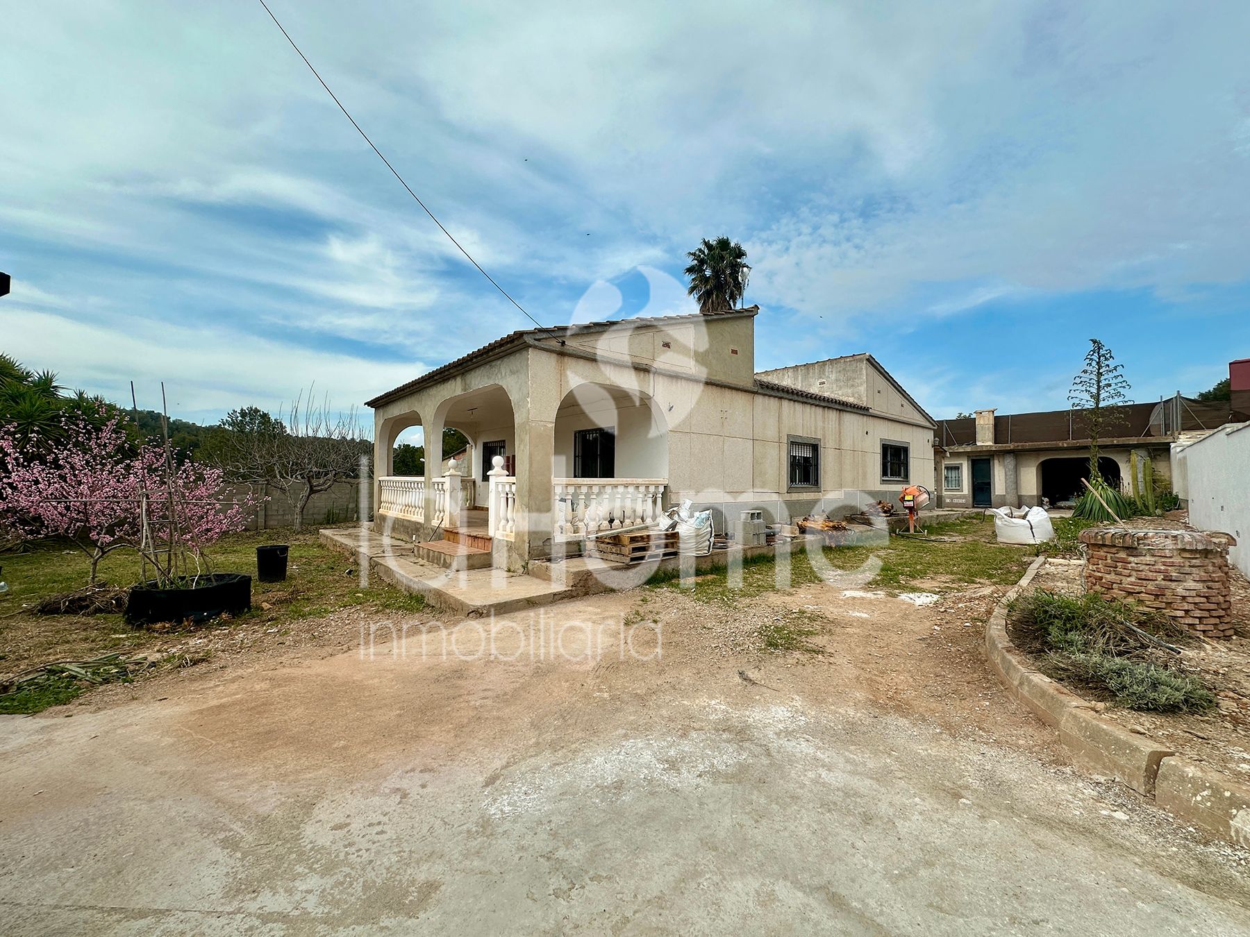 Exterior view of House or chalet for sale in Vilamarxant  with Private garden, Terrace and Alarm