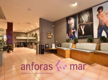 Local comercial en alquiler en Carrer de l'Onze de Setembre 3