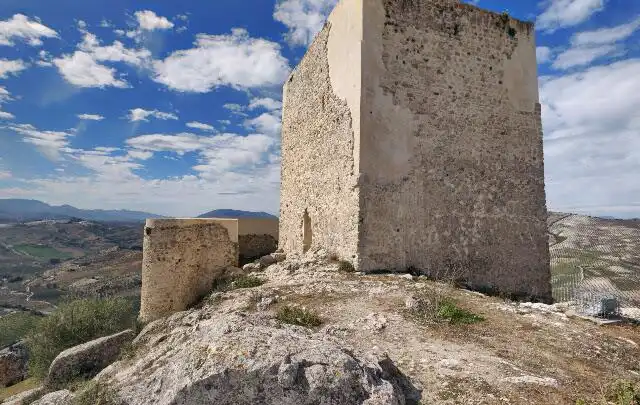 Außenansicht von Wohnung zum Verkauf in Torre Alháquime