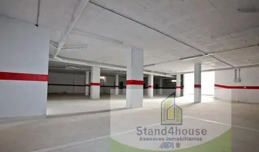 Garage zum Verkauf in Bollullos Par del Condado