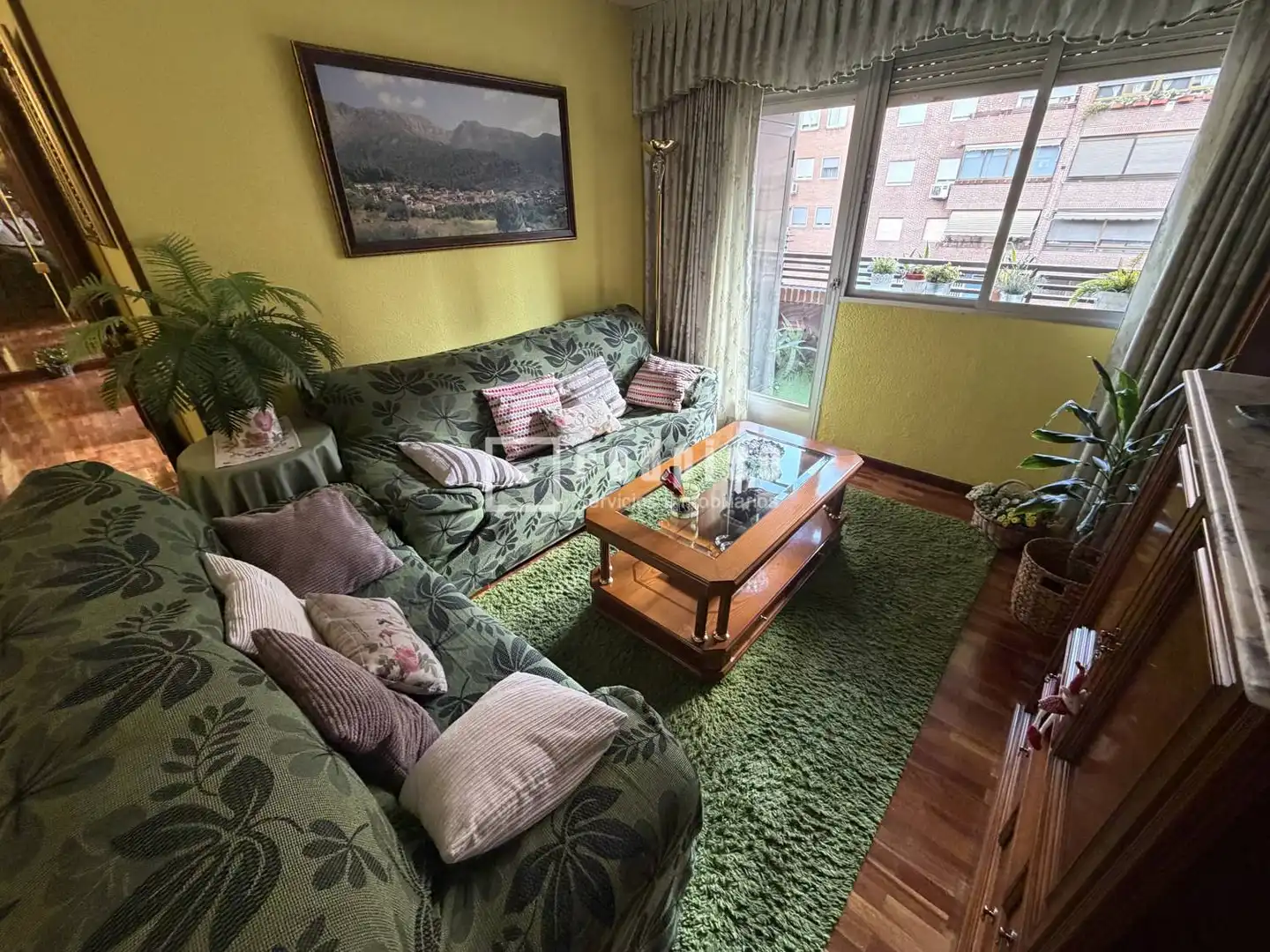 Sala de estar de Piso en venta en Madrid con Calefacción, Parquet y Terraza
