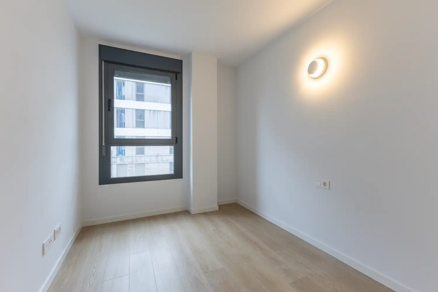 Habitación de Piso de alquiler en Dénia con Aire acondicionado, Calefacción y Trastero
