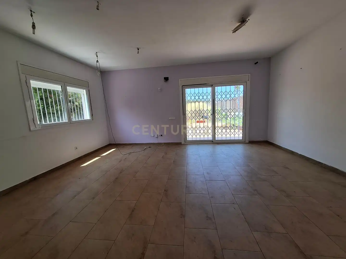 Sala d'estar de Casa o xalet en venda en Rubí