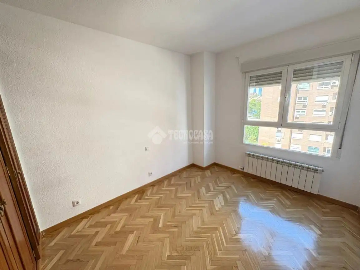 Appartamento con piscina in affitto a Chamartín, imagen 17