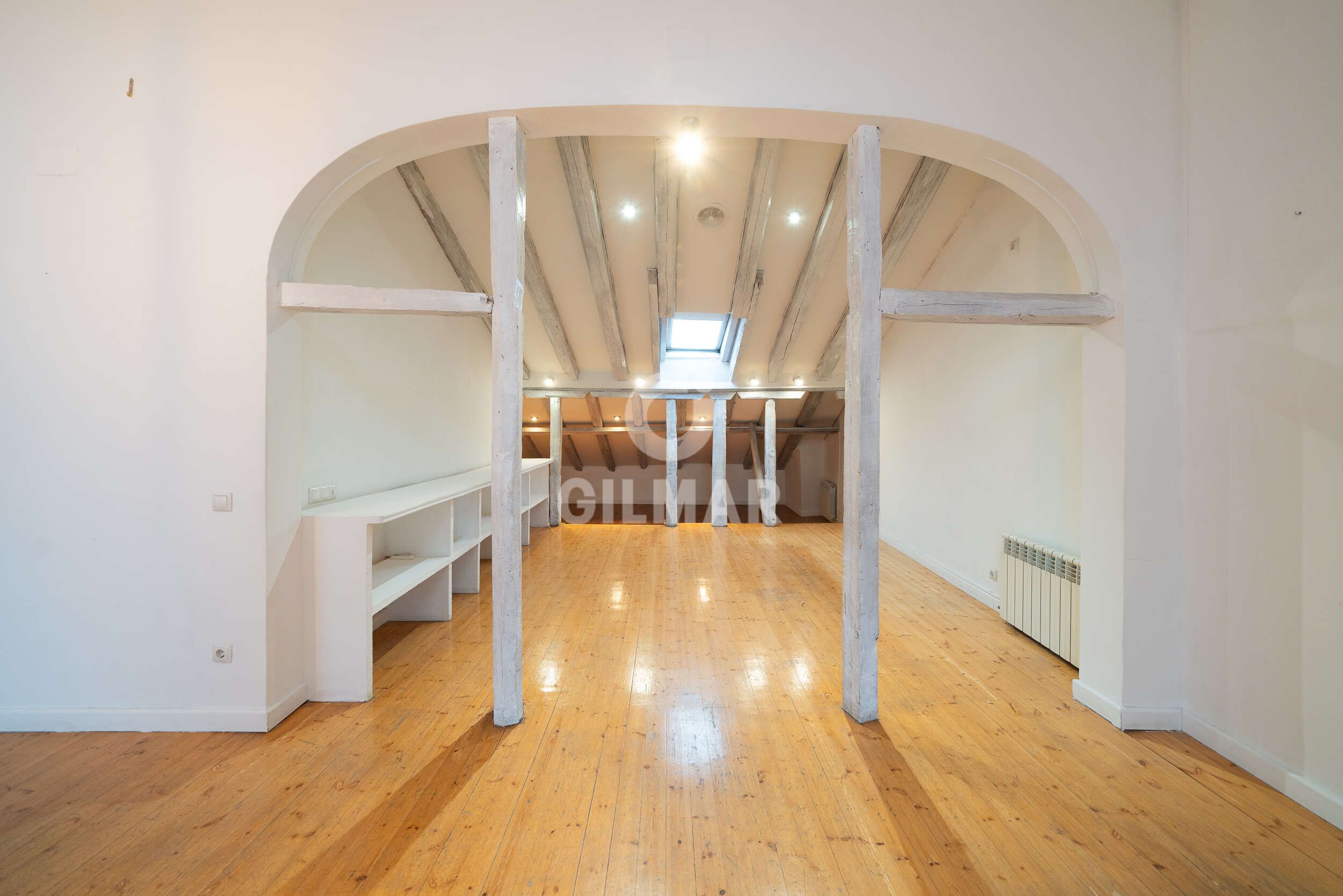 Duplex for sale in  Madrid Capital  with Heating and Balcony