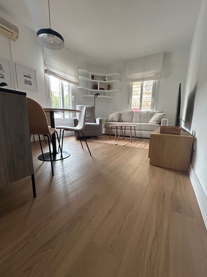 Pis de lloguer a San Julián