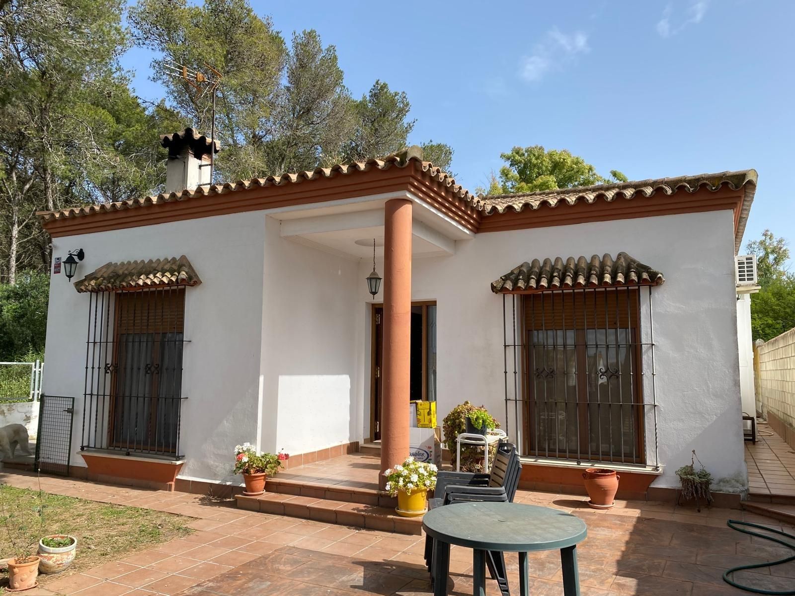 Exterior view of House or chalet for sale in Chiclana de la Frontera  with Heating and Storage room