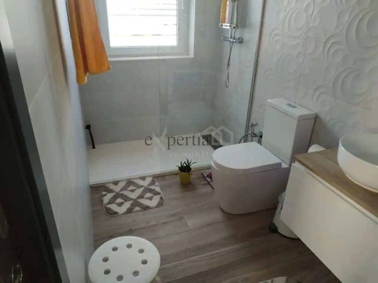 Houses for sale in Cea