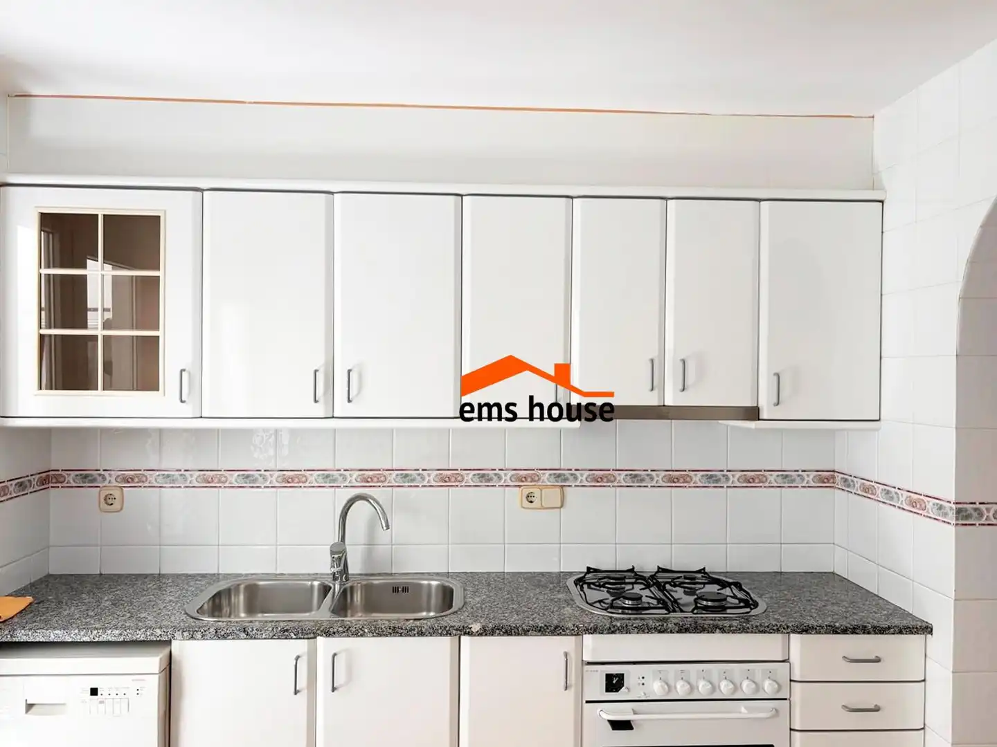 Cocina de Apartamento en venta en Palamós con Calefacción, Terraza y Balcón