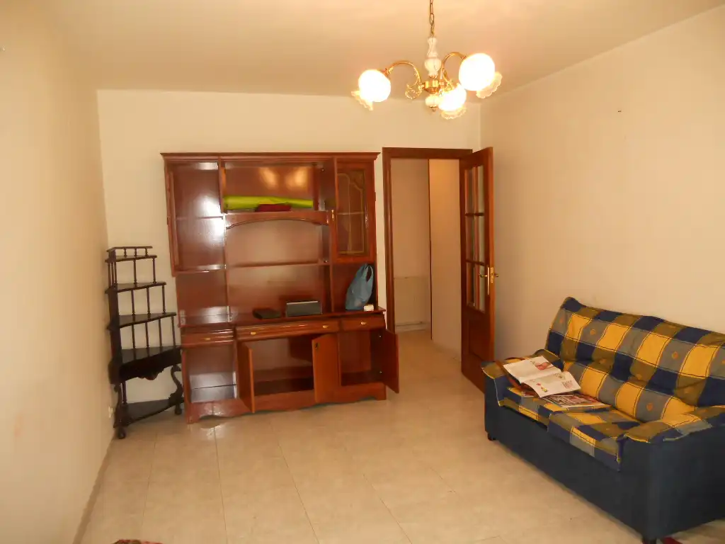 Sala de estar de Piso de alquiler en Ames con Calefacción, Trastero y Amueblado