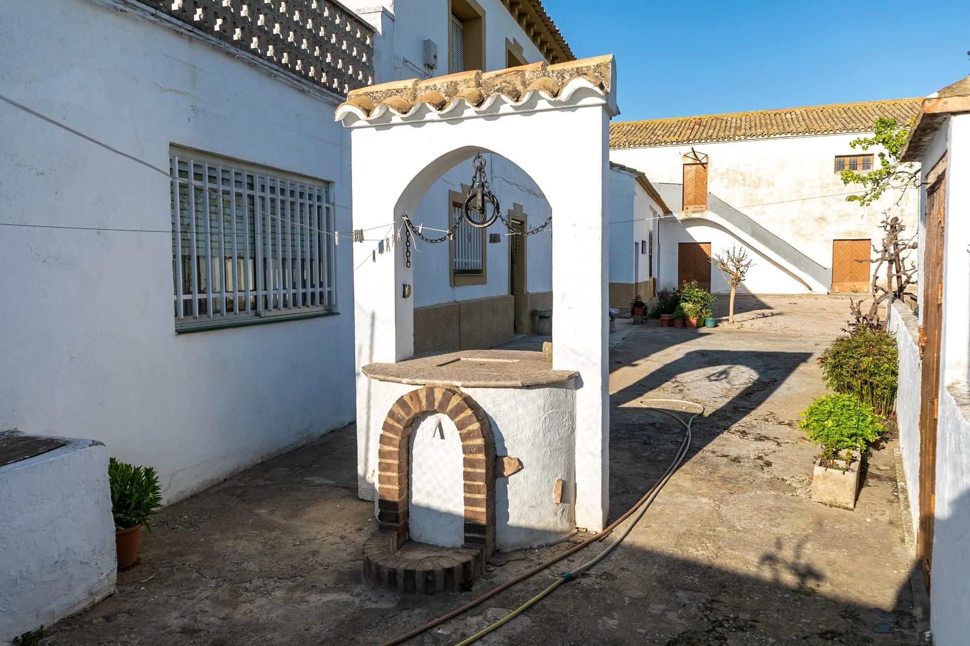 Finca rústica en venda en  Huesca Capital amb Calefacció, Jardí privat i Terrassa