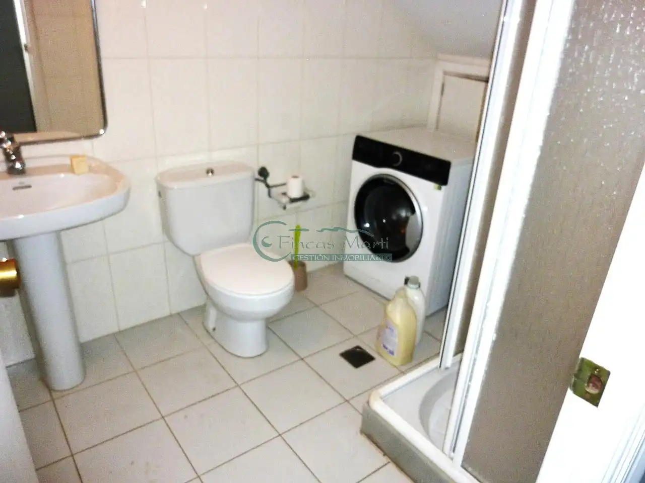 Bathroom of Houses for sale in Vigo   with Heating, Private garden and Parquet flooring
