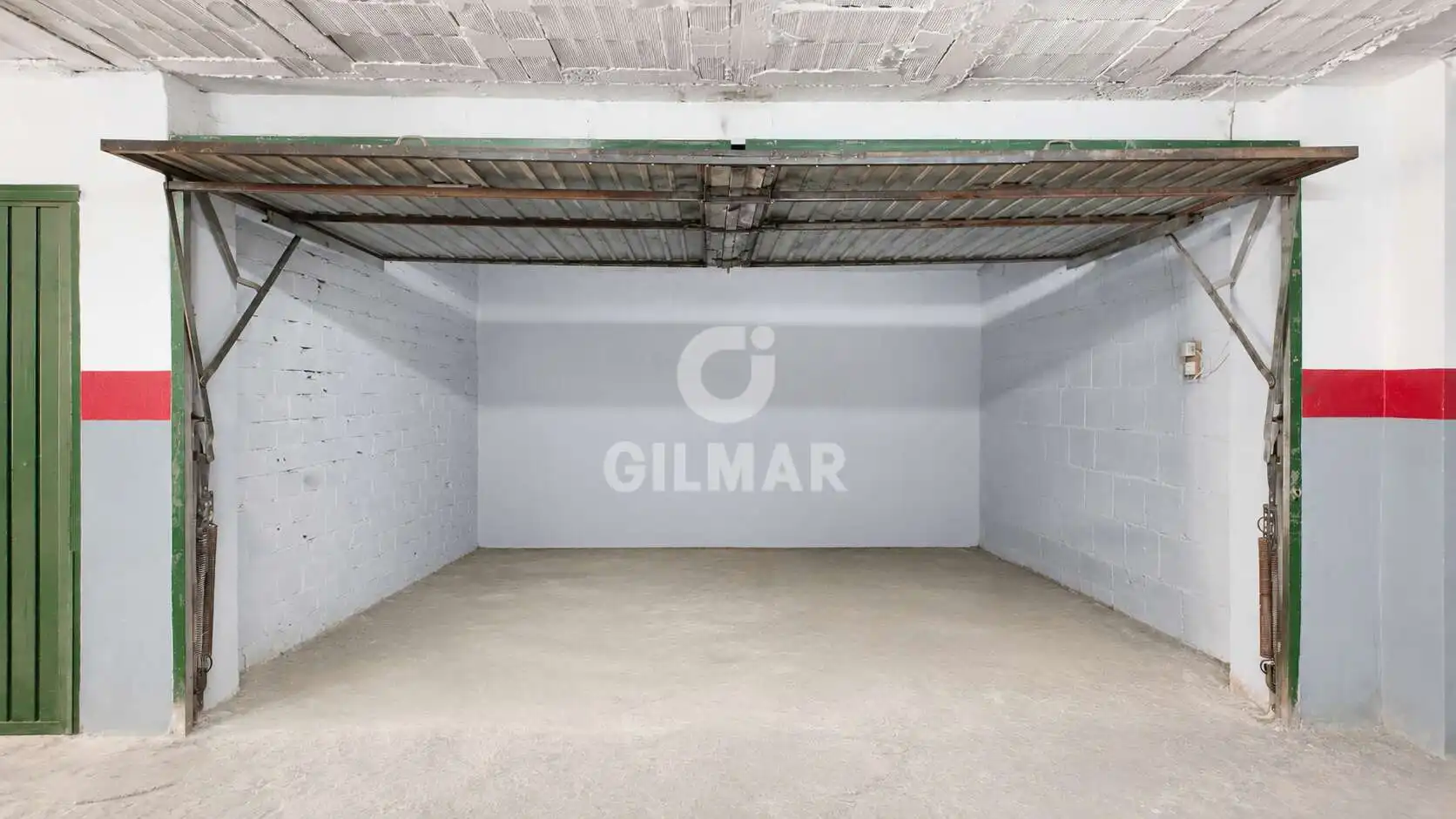 Parking of Flat for sale in Fuengirola  with Heating