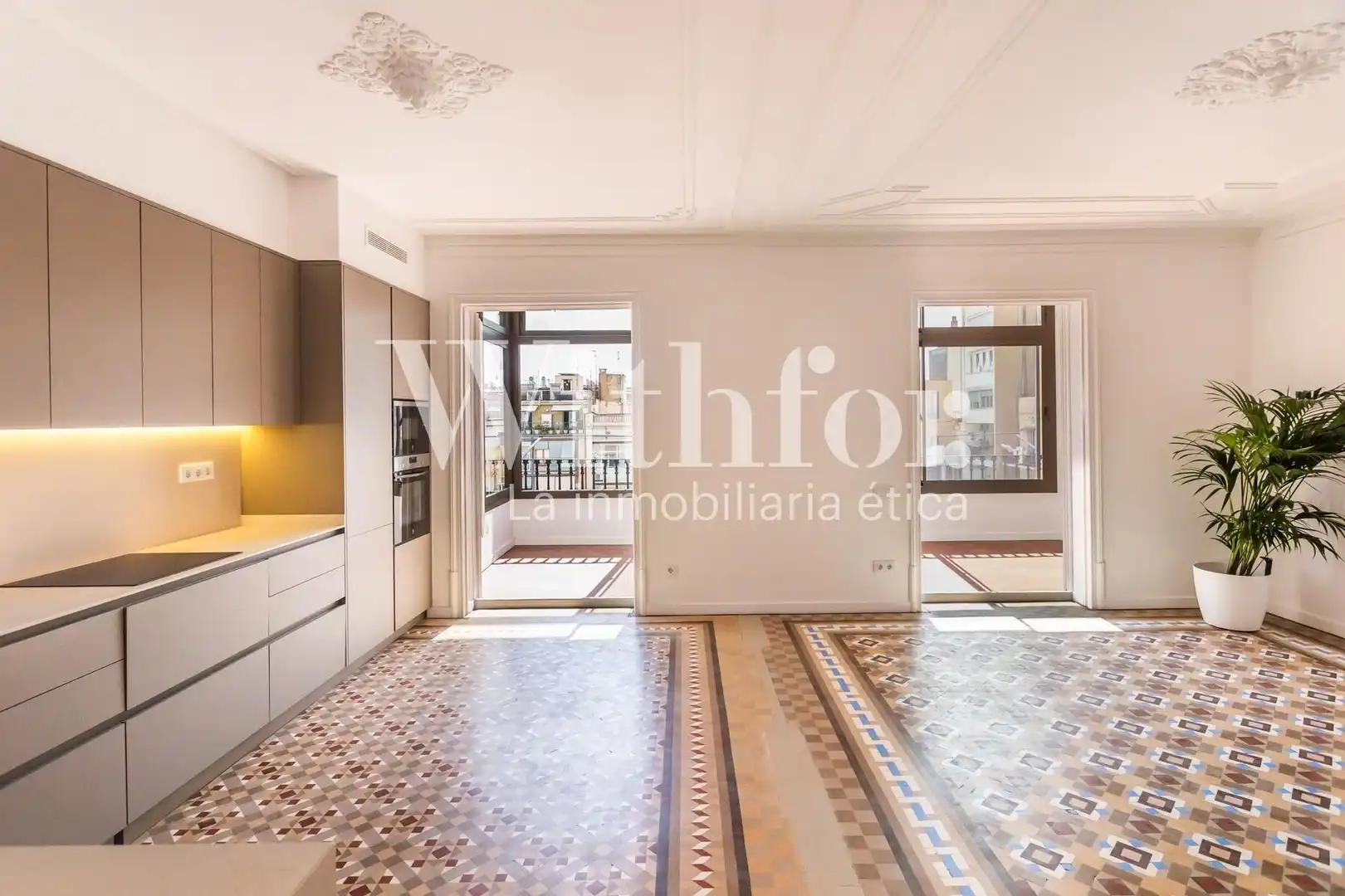 Appartamento con terrazza in affitto a Carrer de València, imagen 13