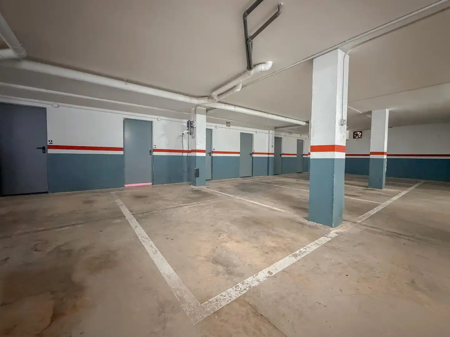 Parkplatz von Dachboden zum Verkauf in Museros mit Klimaanlage, Terrasse und Abstellraum