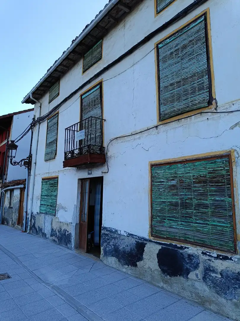 Exterior view of Houses for sale in Cervera de Pisuerga