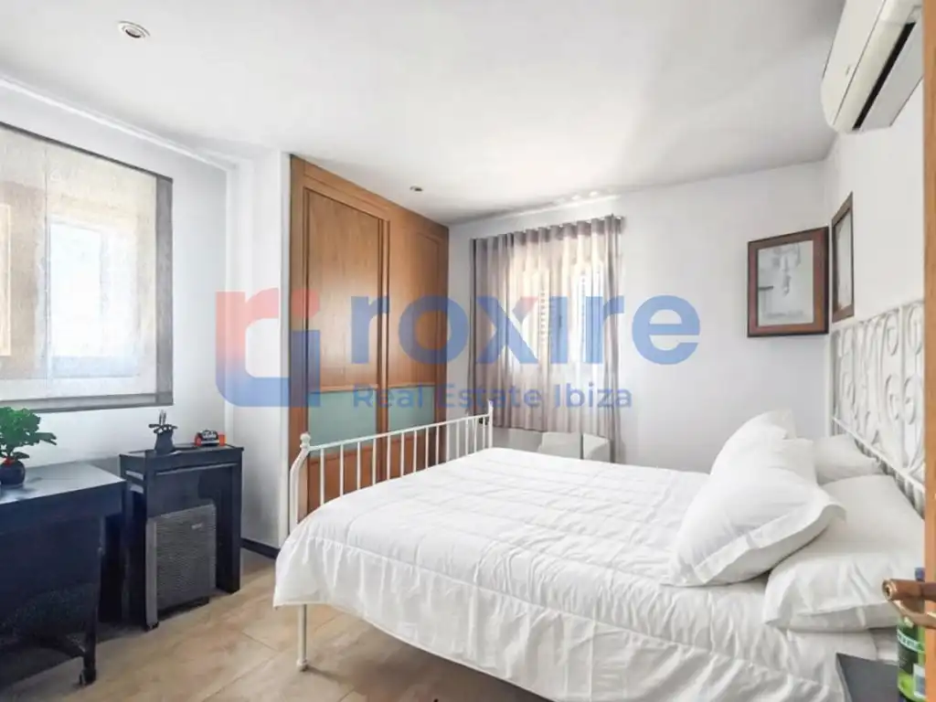 Dormitori de Casa o xalet en venda en Sant Josep de sa Talaia amb Aire condicionat, Jardí privat i Terrassa