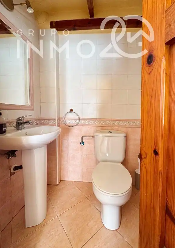 Baño de Casa adosada en venta en Sueca con Aire acondicionado, Calefacción y Jardín privado
