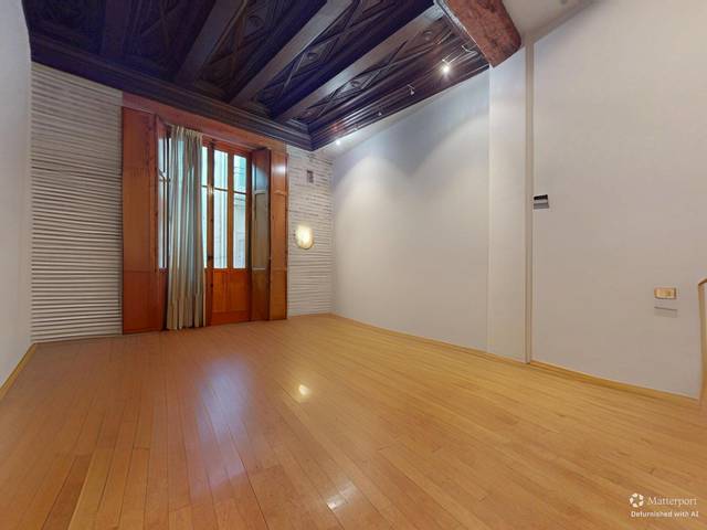 Piso en Venta en Carrer dels Cavallers en El Mercat