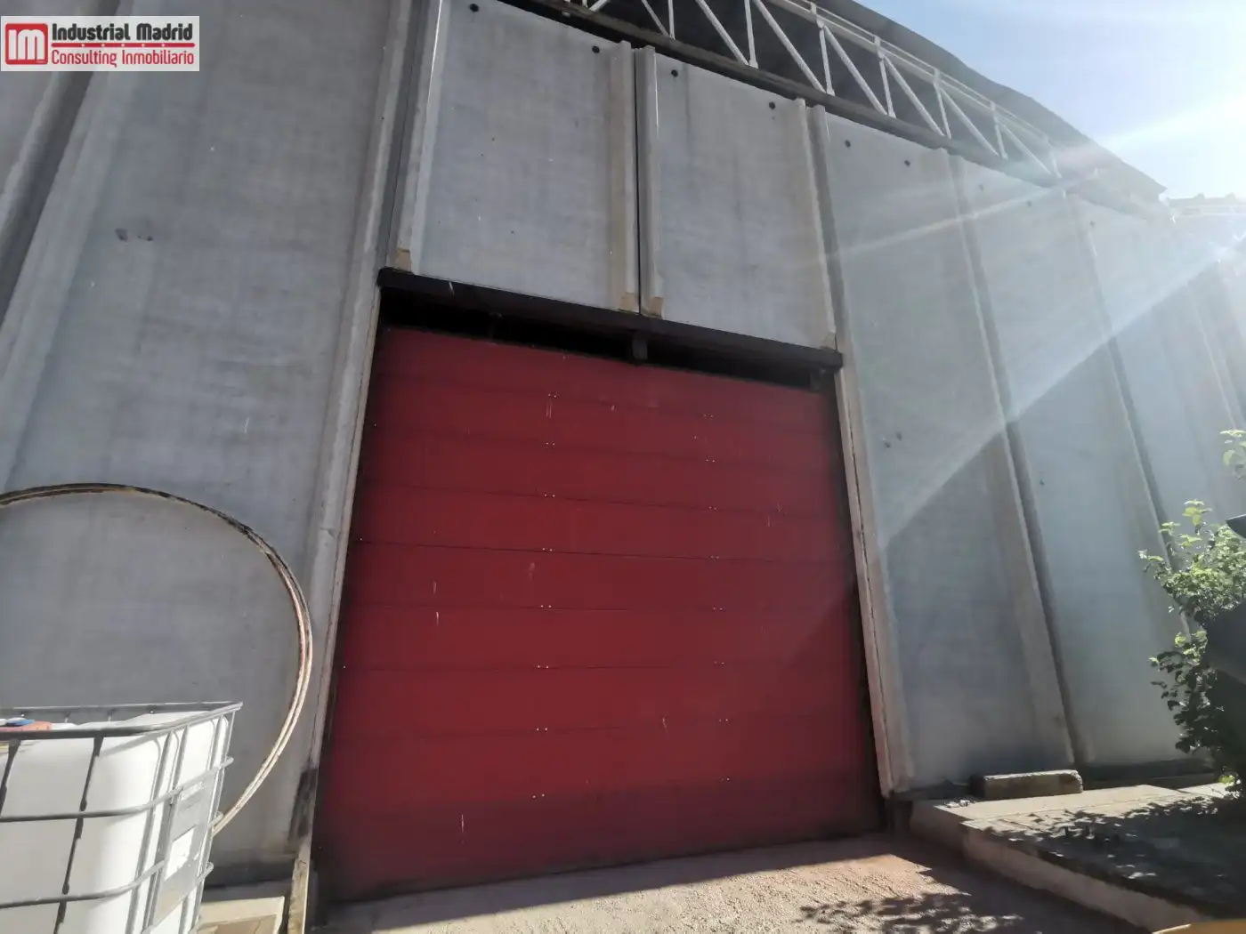 Vista exterior de Nave industrial en venta en Seseña