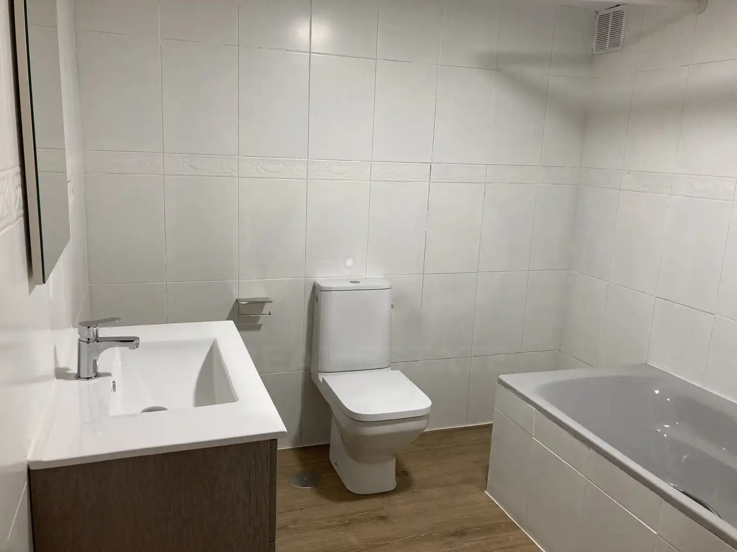 Badezimmer von Loft zum Verkauf in Las Rozas de Madrid mit Klimaanlage und Heizung