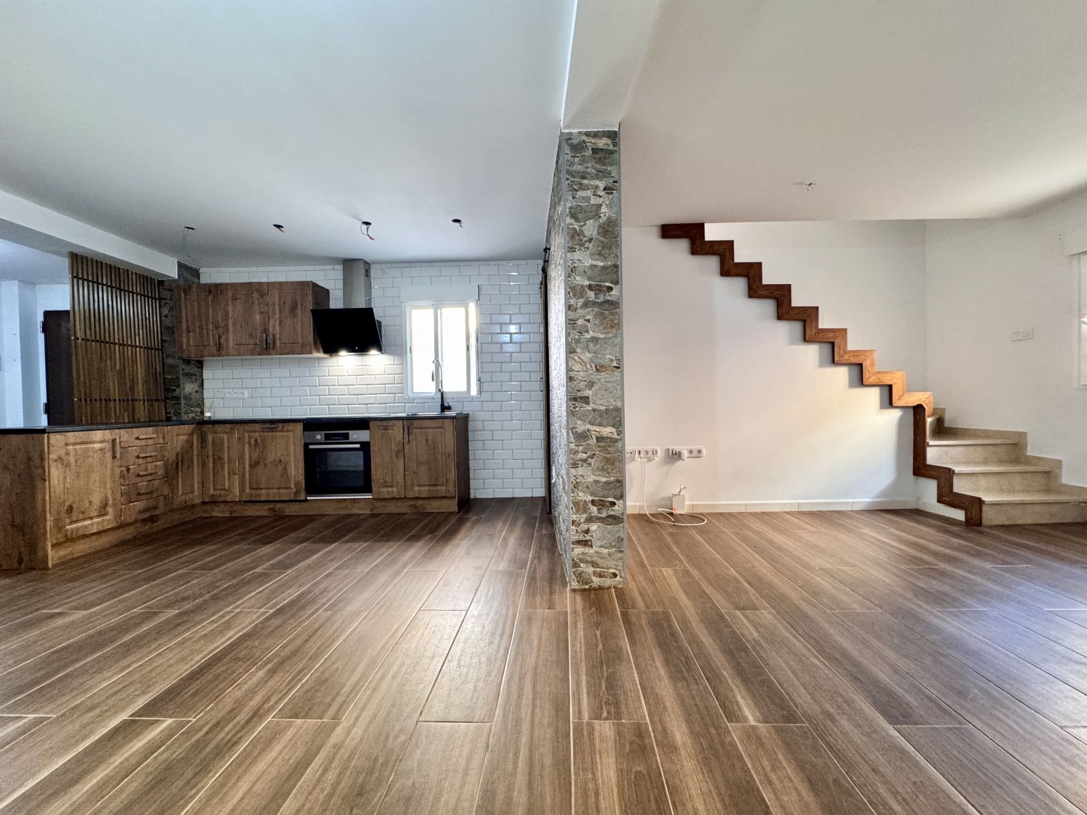 Casa adosada de alquiler en Torrent - BO MARE DE DEU DE LA PALOMA, Centro - Casco antiguo