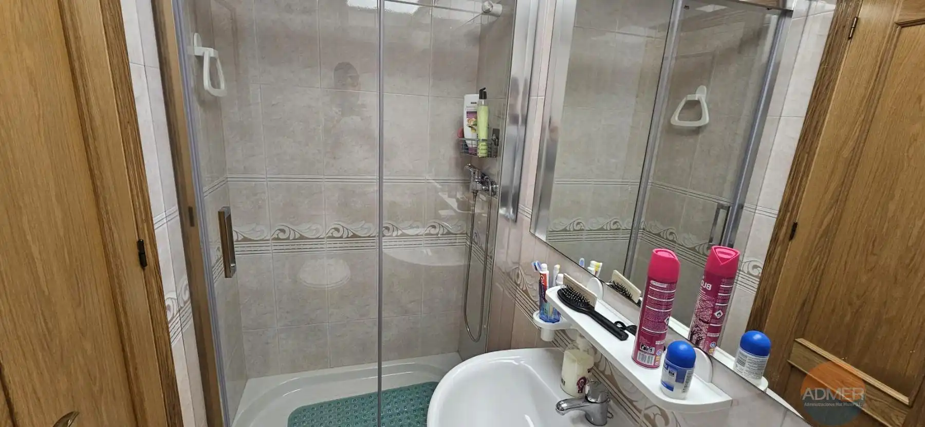 Bathroom of Flat for sale in La Manga del Mar Menor  with Terrace, Storage room and Furnished