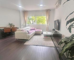 Sala d'estar de Pis en venda en Badalona amb Aire condicionat i Calefacció