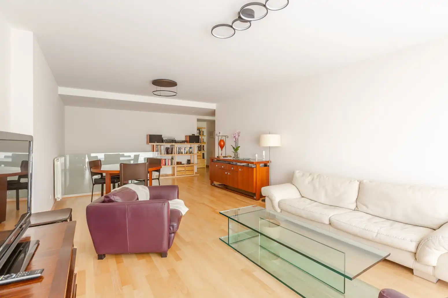 Sala de estar de Piso en venta en Aranguren con Calefacción, Parquet y Terraza