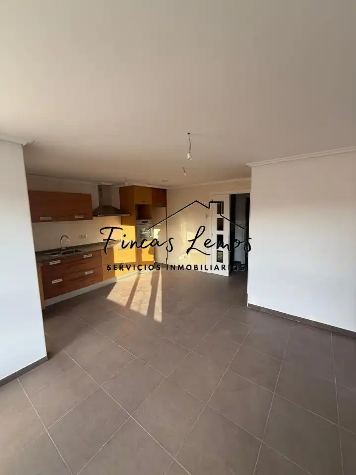 Außenansicht von Wohnung zum Verkauf in Vimianzo mit Heizung und Abstellraum