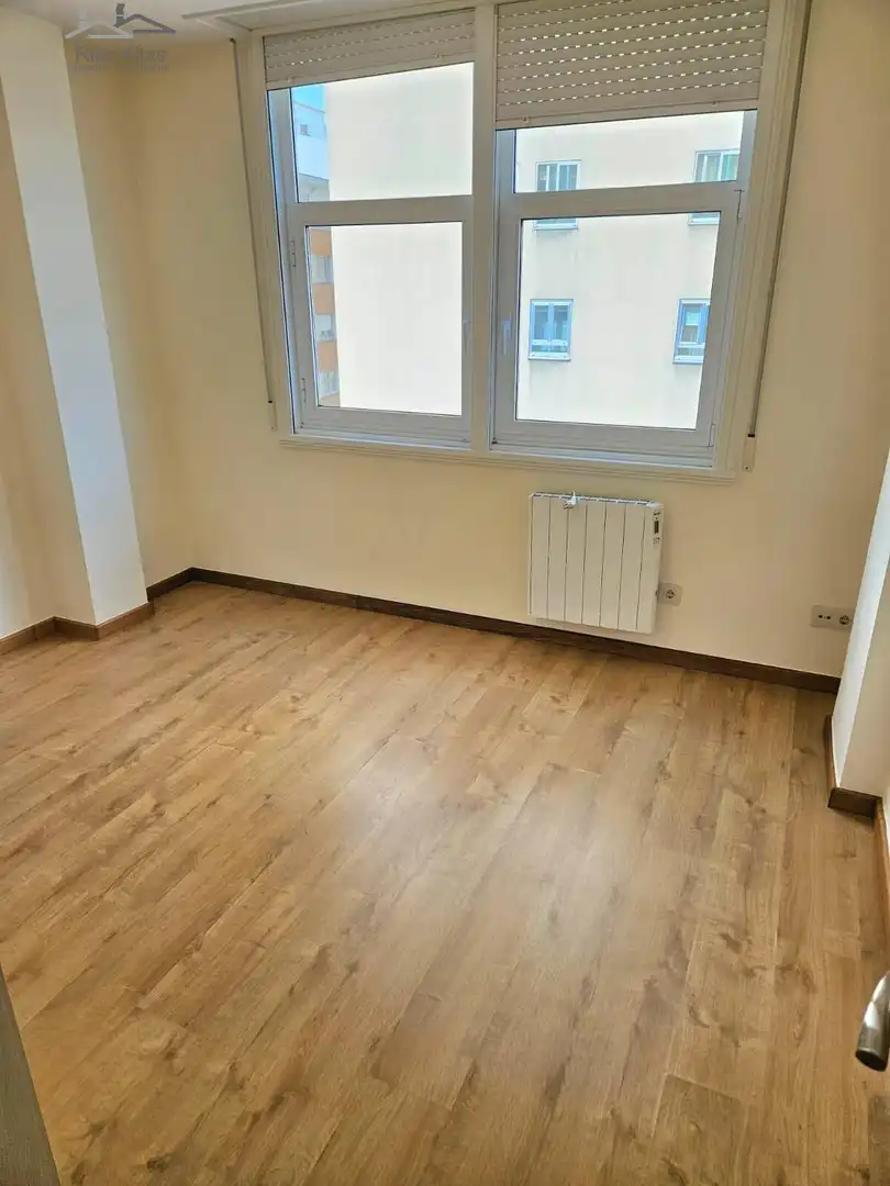 Piso de alquiler en Calle PASEO DE RONDA, Riazor - Visma