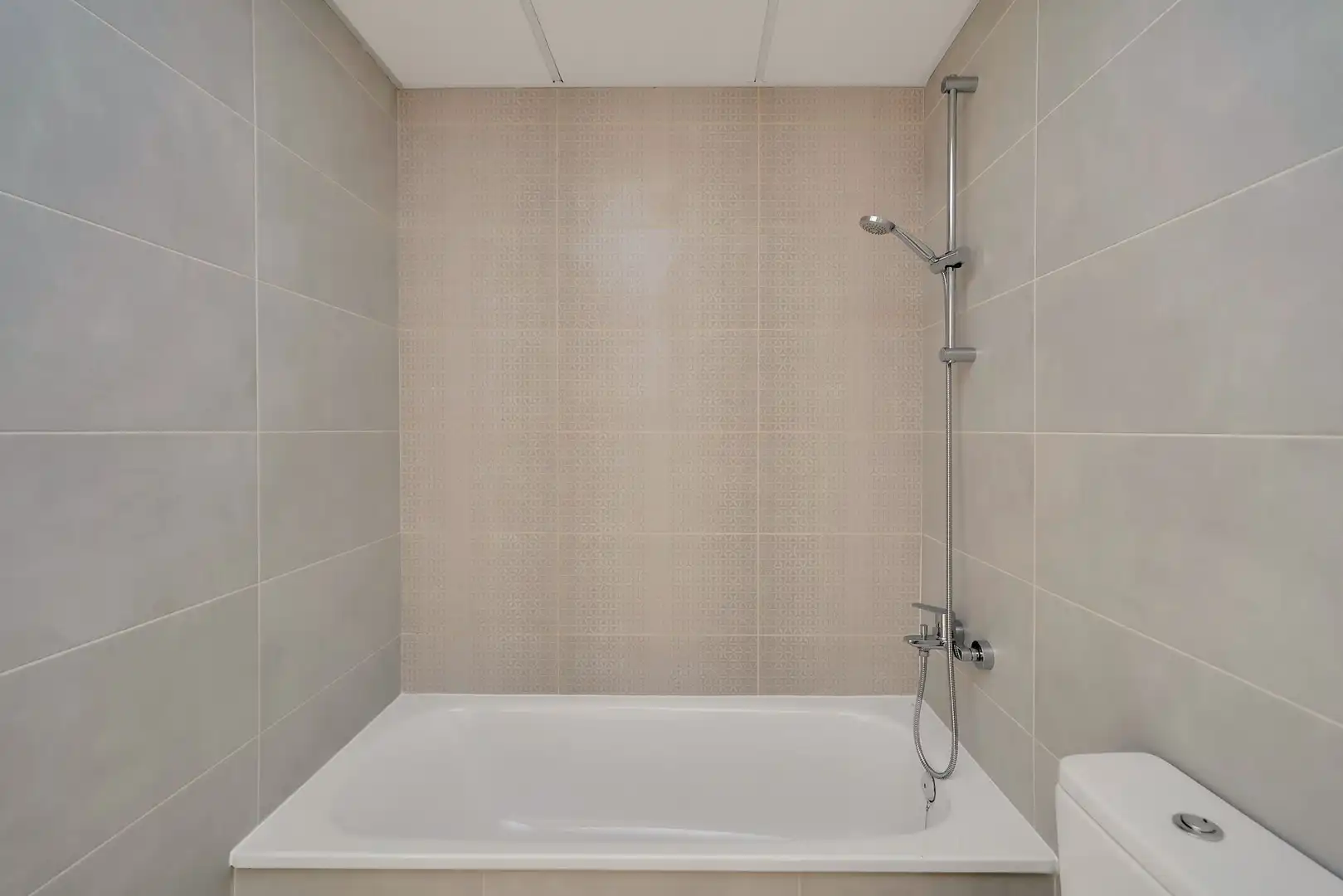 Bany de Apartament en venda en Estepona amb Terrassa