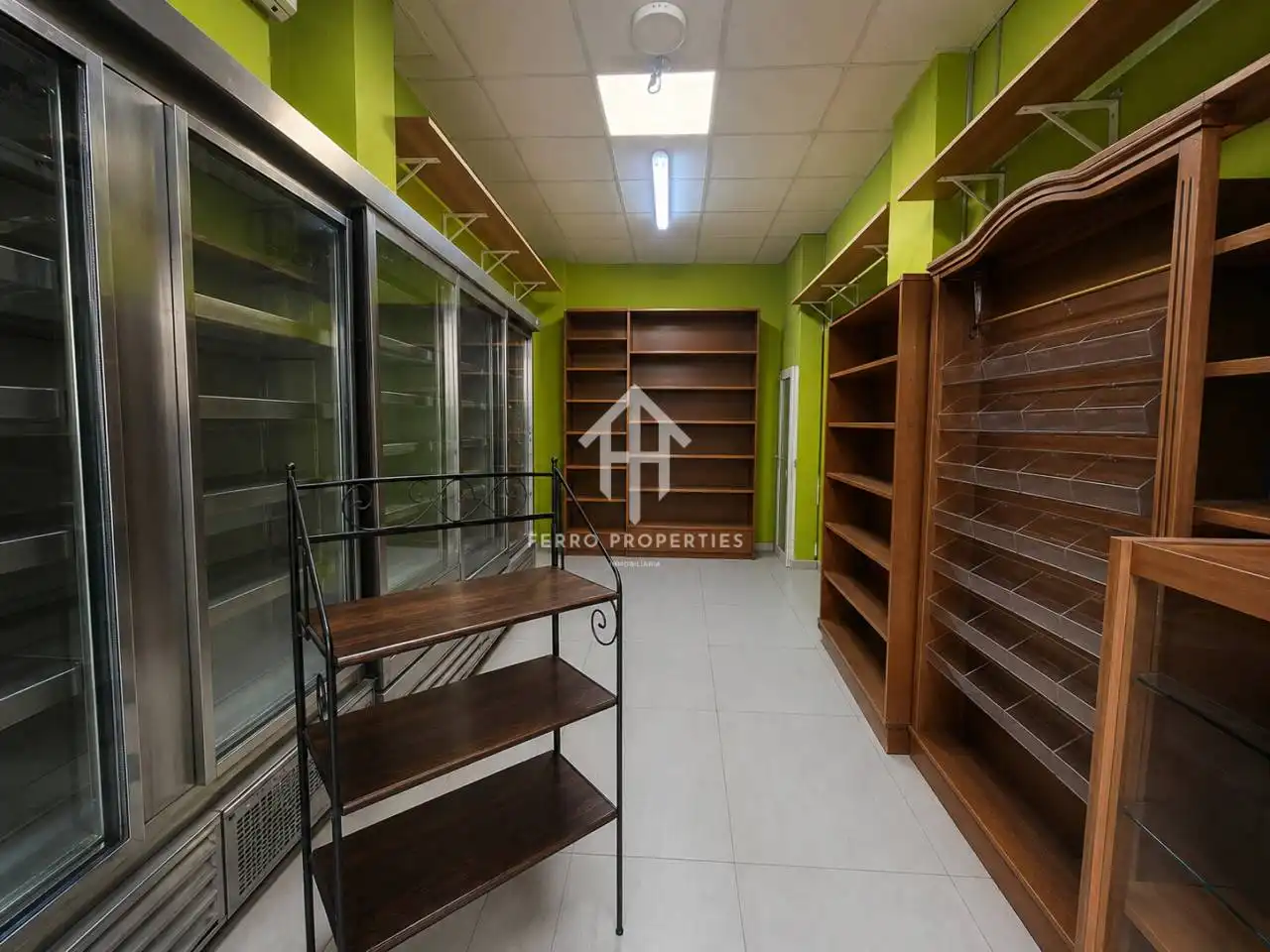 Local de alquiler en Loja con Aire acondicionado