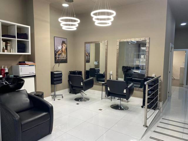 Local comercial en Venta en Carrer dels Sants Just i Pastor en L'Illa Perduda