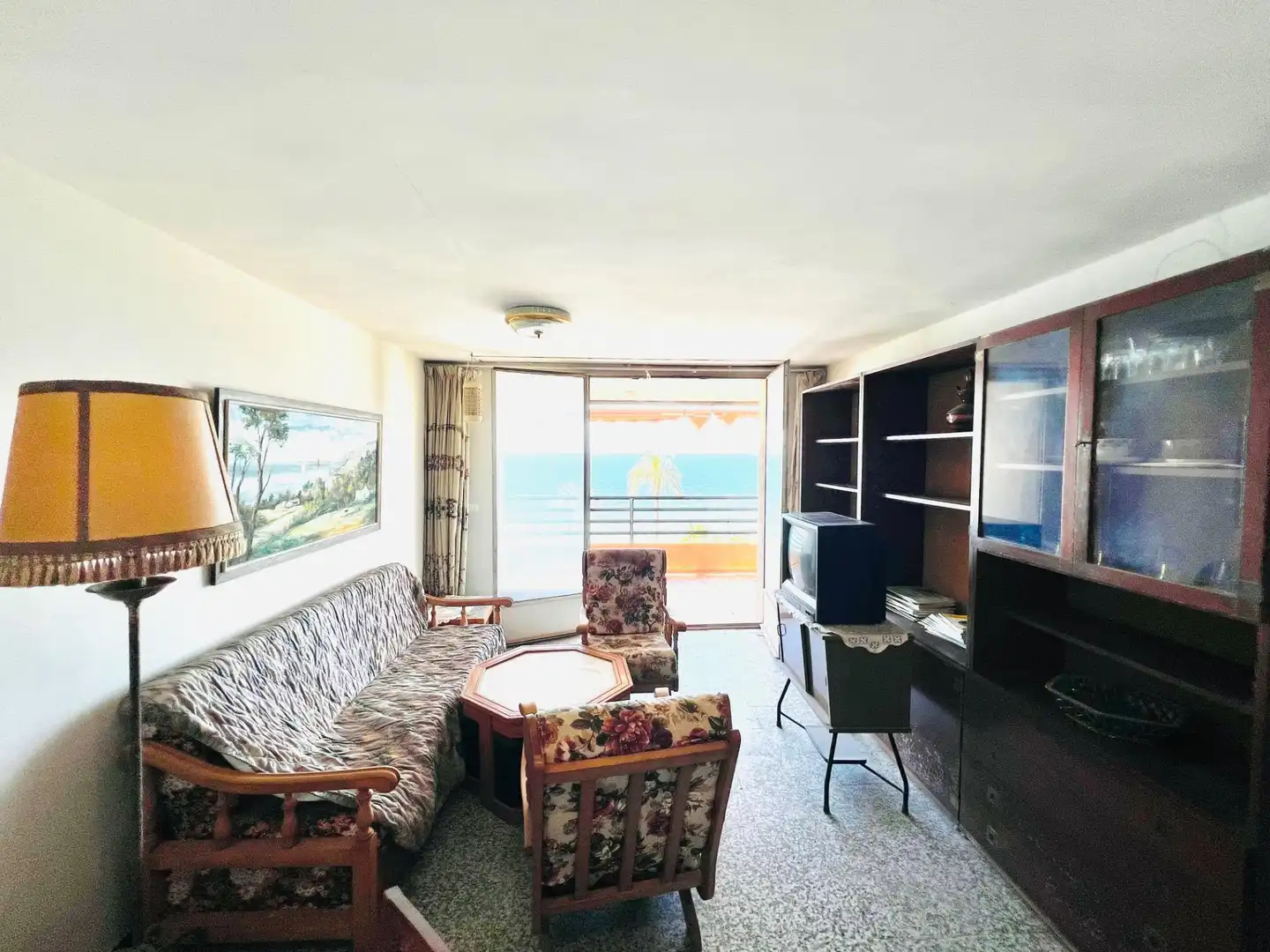 Wohnzimmer von Wohnung zum Verkauf in Santa Pola mit Privatgarten und Terrasse