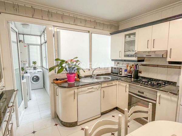 Kitchen of Flat for sale in Vigo   with Heating, Parquet flooring and Terrace