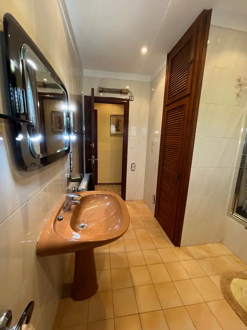 Bathroom of Houses for sale in Alpicat  with Air Conditioner, Heating and Private garden