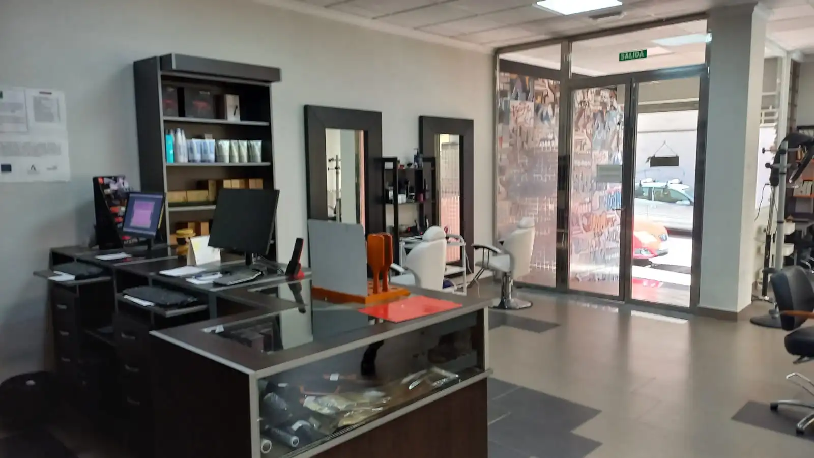 Business premises for sale in Calle Camino Viejo de Malaga