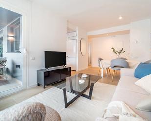 Sala d'estar de Apartament de lloguer en  Madrid Capital amb Aire condicionat, Calefacció i Traster