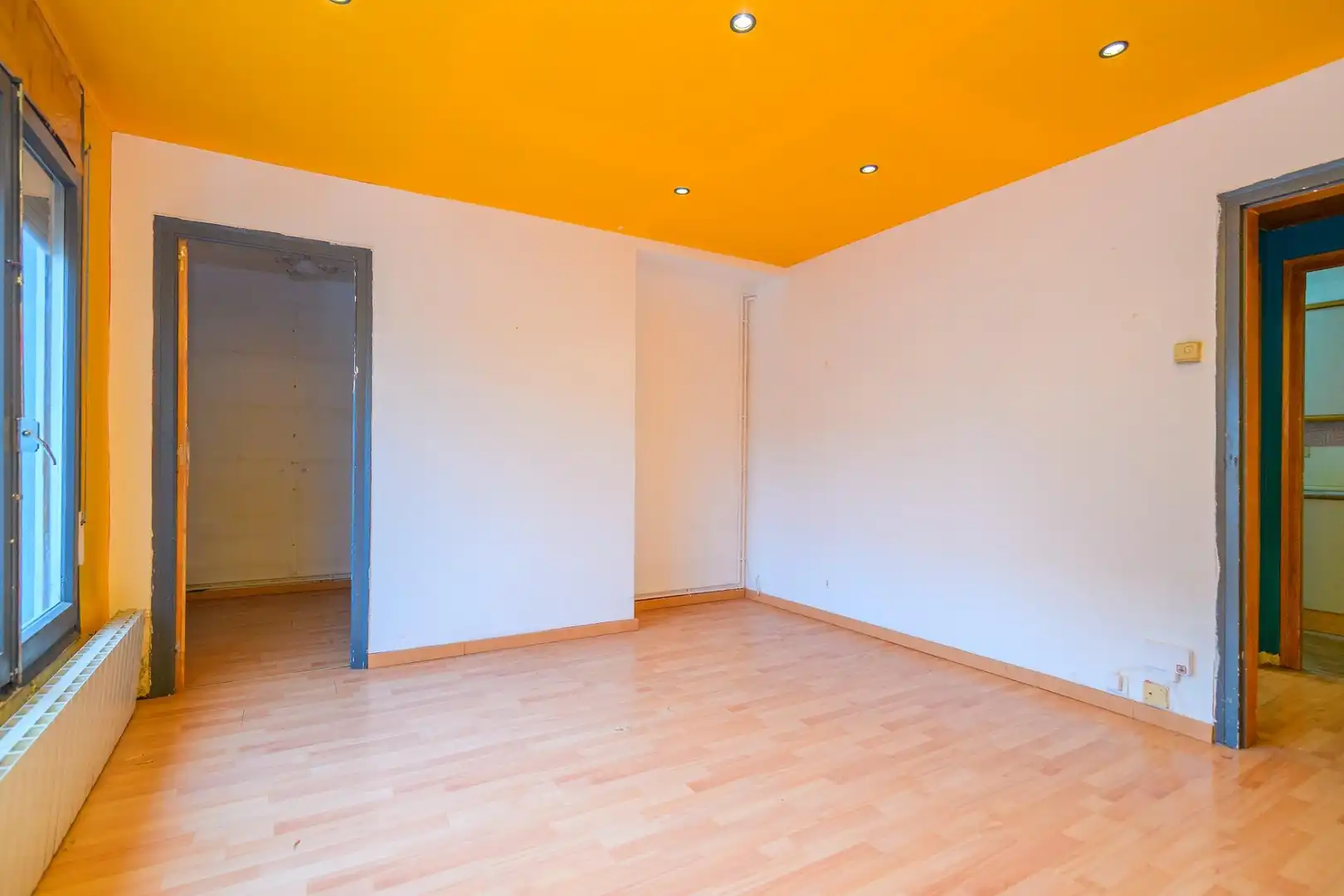 Flat for sale in Manresa  with Heating and Alarm