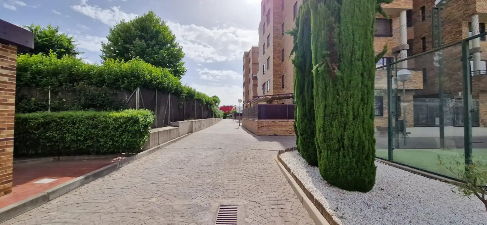 Vista exterior de Pis en venda en Getafe amb Aire condicionat, Calefacció i Parquet