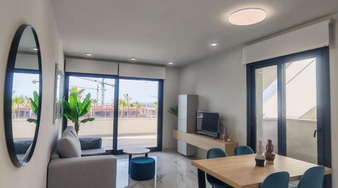 BUNGALOW EN PLANTA BAJA EN VENTA EN CIUDAD QUESADA CON 2 DORMITORIOS, PISCINA COMUNITARIA, PARKING Y TRASTERO, imatge 2