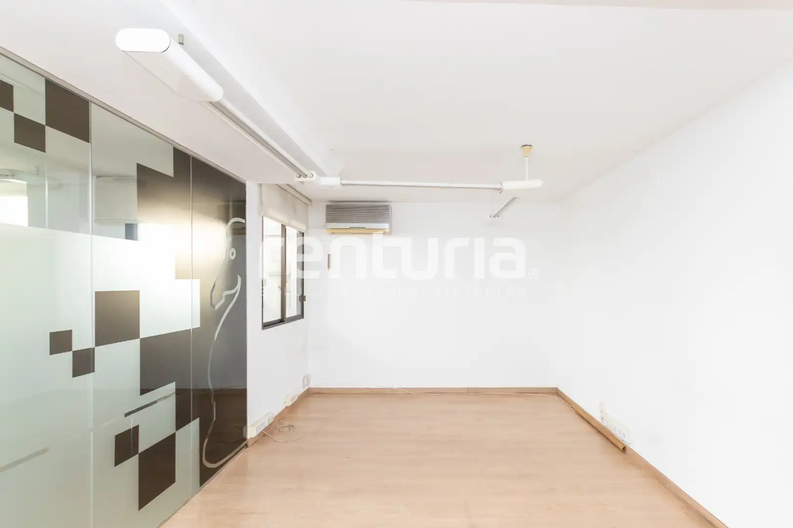 Habitación de Piso en venta en Valencia con Aire acondicionado, Calefacción y Balcón